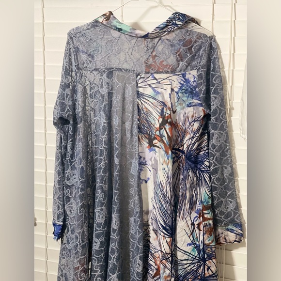 Mix patterned button down - Picture 3 of 4